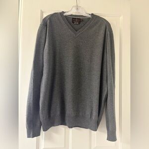 Black Brown 1826 Merino Wool Charcoal V-Neck Sweater (XL)